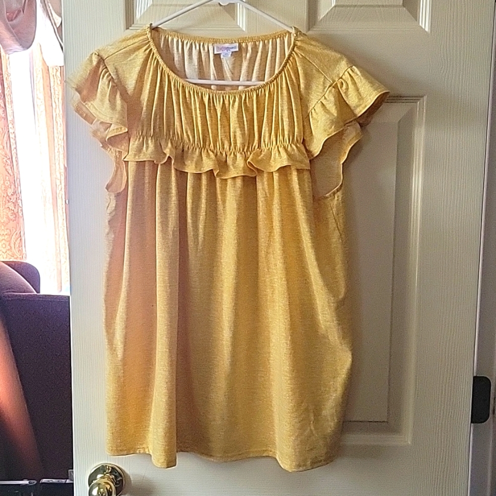 Lularoe top